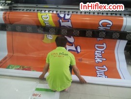 In bạt khổ lớn làm phông nền cho thương hiệu Cháo dinh dưỡng Doremi của Công ty TNHH SX TM Thực phẩm Ngọc Bảo Trân