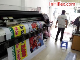 In phông nền hiflex giới thiệu dịch vụ ăn uống mùa World Cup 2014 từ in phun khổ lớn